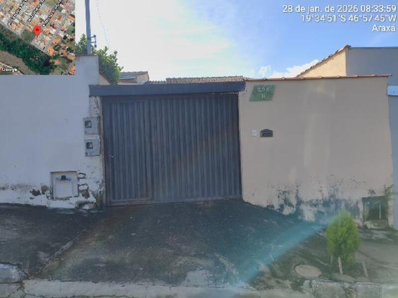 Casa com 2 quartos, 2 vagas e 110,72 m² em Araxá