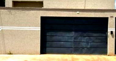 Casa espaçosa com 3 quartos e 2 banheiros em Trindade-GO
