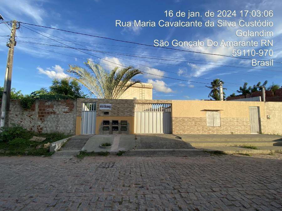 Casa com 64m² construída, 3 quartos, ocupada