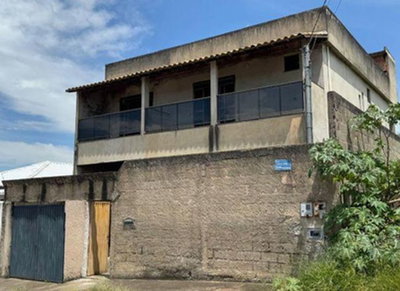 Casa com 4 quartos, 2 banheiros e 219m² em Juiz de Fora - MG