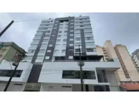 Apartamento 3 quartos, 2 banheiros, 249m² útil