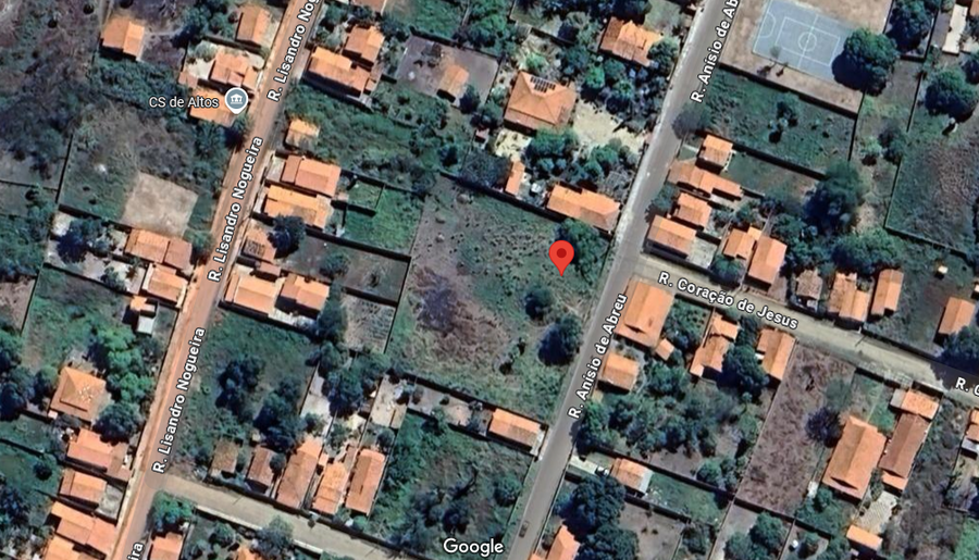 Terreno foreiro com 2.160 m², amplo espaço para construção