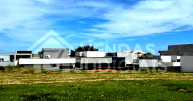 Terreno em Loteamento Residencial com 250 m²