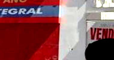 Casa padrão com 3 quartos, 2 banheiros, 185m² construída, ocupada