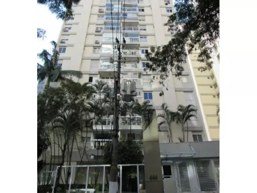 Apartamento com 3 Quartos em Leilão Judicial