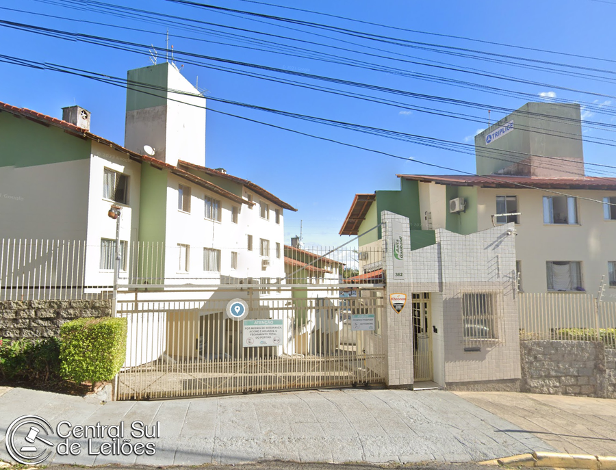 Apartamento 2º pavimento, 1 quarto, 59m² total, desocupado