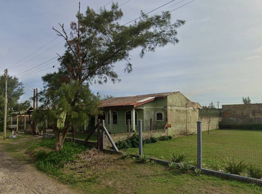 Casa Frente ao Mar com 152m² de Área Construída em Imbé - RS