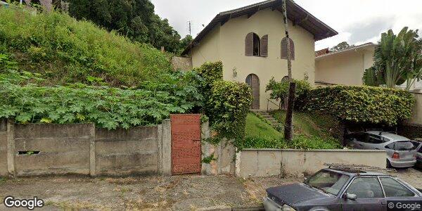 Casa - 287,38m² - Terreno - 398m² - Poços de Caldas/MG