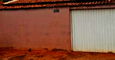 Casa com 2 Quartos e 2 Banheiros em Cachoeira Dourada/GO