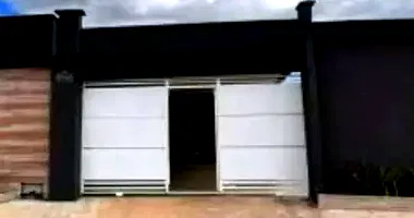 Casa com 2 quartos em Águas Lindas de Goiás