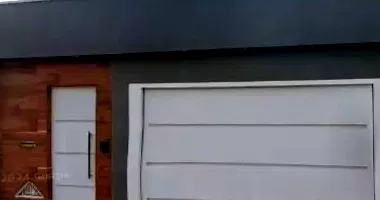 Casa com 3 quartos, 1 banheiro, 1 vaga, 90,53m² construída, imóvel ocupado