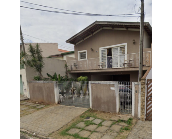 Casa em Campinas com 253,75m² de área privativa