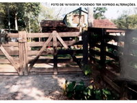 Terreno com Edificações e Piscina em Cuiabá