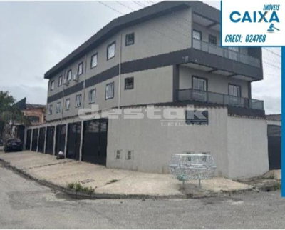 Casa com 2 quartos, 2 banheiros e 54,77 m²