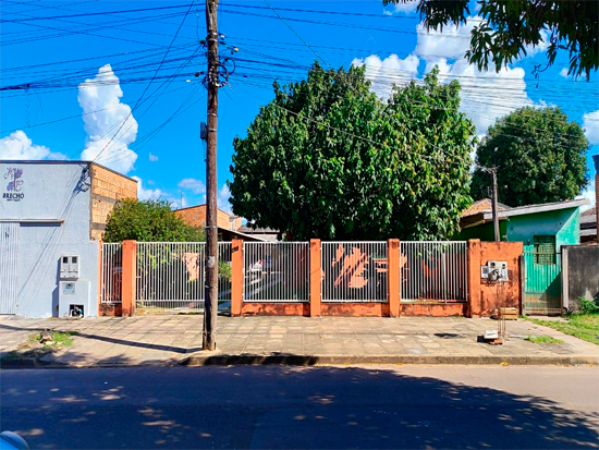 Casa em Sinop com 162m² construída e terreno de 600m²