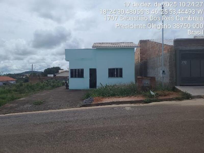 Casa com 2 quartos, 1 vaga de garagem, 52,37 m² de área privativa