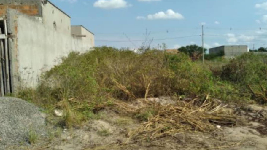 Terreno 140m² no Loteamento Vivari