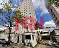 Apartamento 302 com 2 quartos e 1 vaga