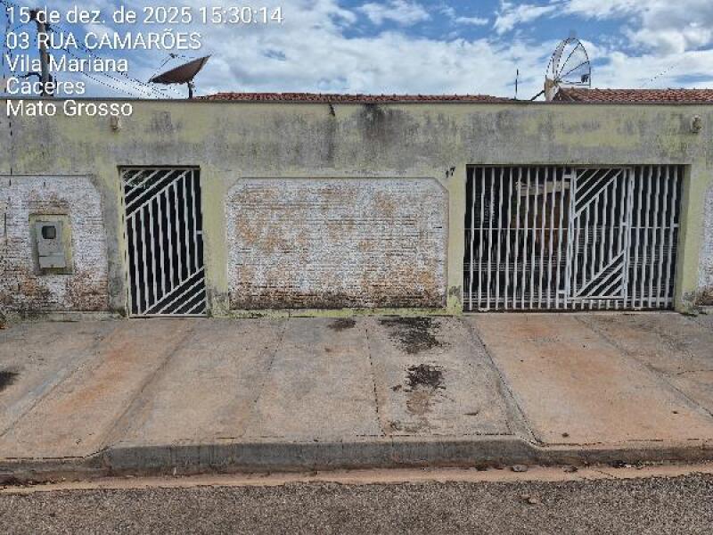Casa com 3 quartos em Cáceres, MT
