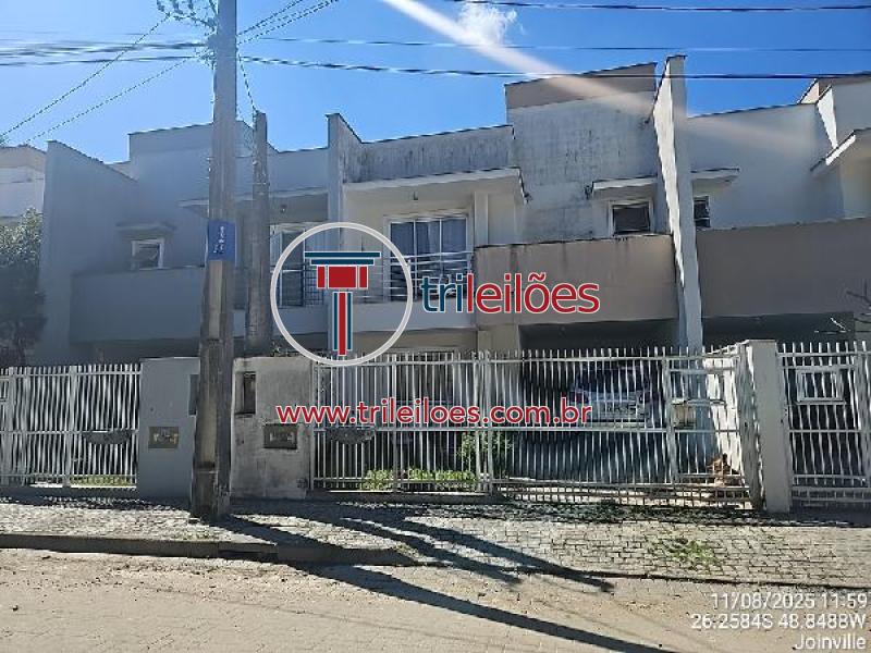 Casa com 3 quartos e 137,47m², desocupação não informada