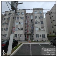 Apartamento com 2 quartos, 1 banheiro e 1 vaga de garagem