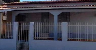 Casa espaçosa com 5 quartos, 1 banheiro e 155m² construída, ocupada