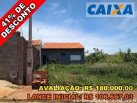 Casa 2 quartos, 40m² construída, 178m² terreno
