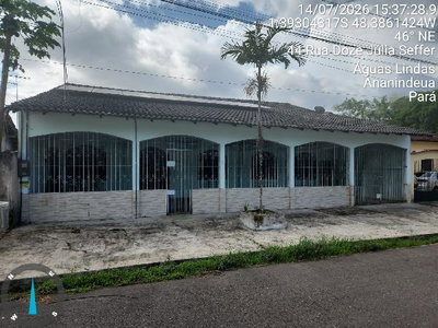 Casa com 2 quartos e 53 m² privativos