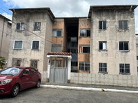 Apartamento com 2 Quartos e Varanda em Salvador