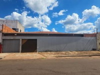Casa com 190 m², 2 quartos, 1 banheiro, ocupada