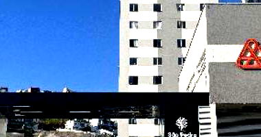 Apartamento com 2 quartos, 77.75m², 1 vaga