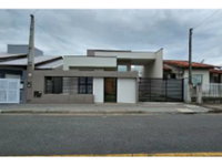 Casa em leilão com 3 quartos e 2 banheiros em Indaial/SC