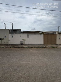Casa com 3 quartos, 2 banheiros e 69,9 m²