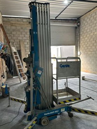 Plataforma Elevatória Genie AWP 40-S Funcionando