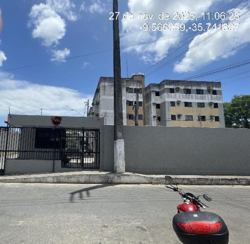Apartamento com 2 quartos, 2 banheiros e 1 vaga de garagem