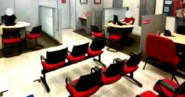 Prédio Comercial com 241m² de área construída, desocupado