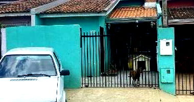 Casa com 2 quartos, 1 banheiro, vaga de garagem e 51,05m² privativos