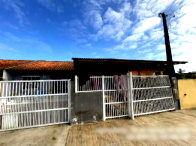 Casa aconchegante com 2 quartos e 1 vaga de garagem