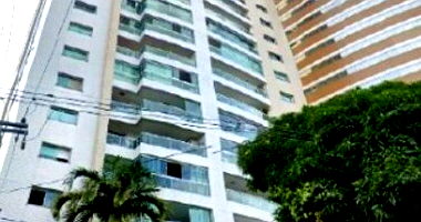 Apartamento com 2 vagas, 107m² útil, 195m² total, ocupado