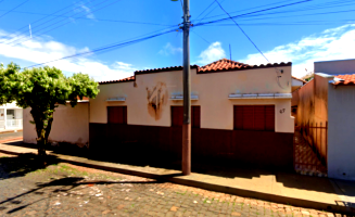 Casa 93,82m² com terreno 166m² - Parte ideal 1/5 - Desocupado