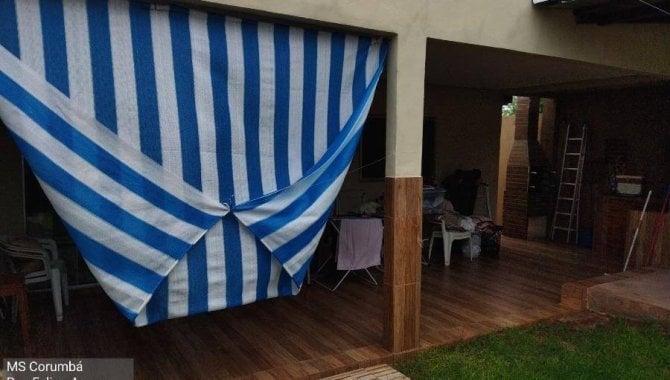 Casa com 2 quartos, 2 banheiros e 1 vaga de garagem