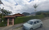 Casa em Teresópolis com 3 quartos e 2 banheiros