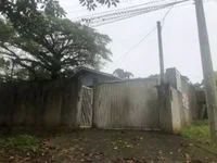 Casa com 255m² de área construída e 636m² de terreno - Ocupada