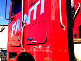 Cabine Internacional para Caminhões