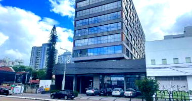 Sala Comercial Desocupada na Avenida Érico Veríssimo