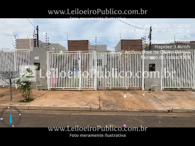 Casa com 3 quartos, 2 banheiros, 2 vagas e 95,52m² construída
