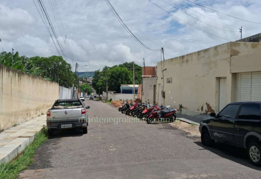 Imóvel Comercial com 167m² Construídos em Juazeiro do Norte