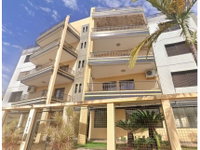 Apartamento com 4 Vagas em Leilão