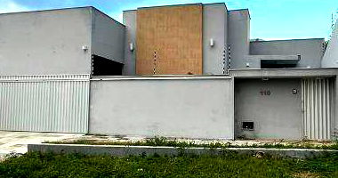 Casa com 189m² de área construída em Pau dos Ferros/RN