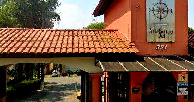 Apartamento com 2 quartos e vaga na garagem, 53m² privativos